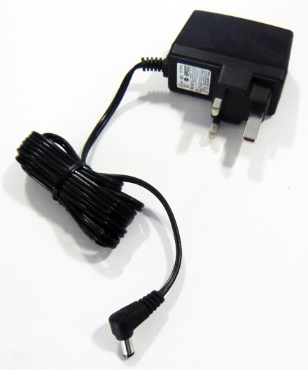 AC/DC power adapter 12V 1.5A/18W (5.5/2.1mm) [UK]